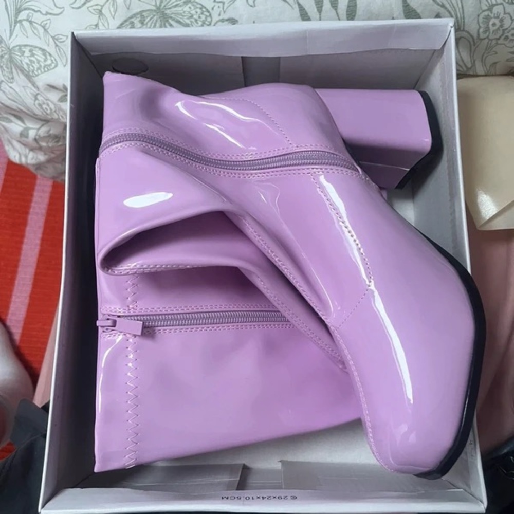 Amazon Women's Glossy Purple Heeled Boots